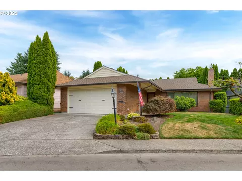 10510 SW Century Oak Dr, Tigard, OR 97224