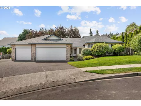 10835 SE Jason Ct, Happy Valley, OR 97086