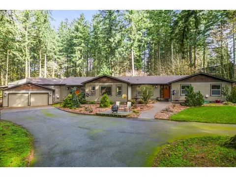 3385 Fir Tree Dr, Salem, OR 97317