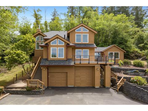 165 Duane St, Astoria, OR 97103