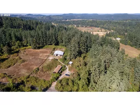 16913 S Hattan Rd, Oregon City, OR 97045