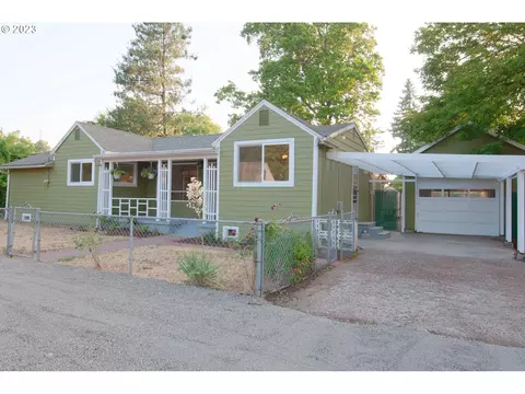 7349 SE 68th Ave, Portland, OR 97206