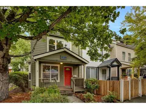 3022 N Williams Ave, Portland, OR 97227