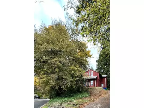 1391 SW Broadway Dr, Portland, OR 97201