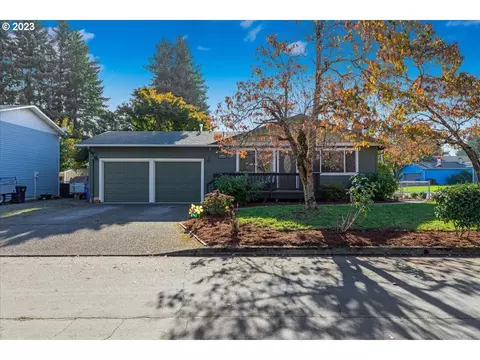 19005 Bedford Dr, Oregon City, OR 97045