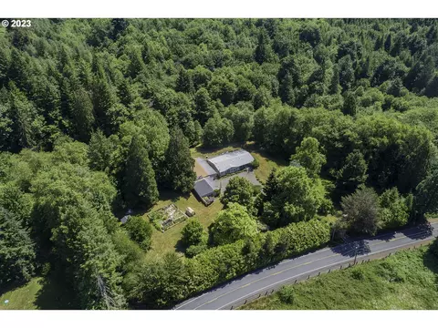 2542 Delameter Rd, Castle Rock, WA 98611