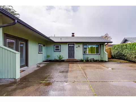 407 Panda Loop, Eugene, OR 97401