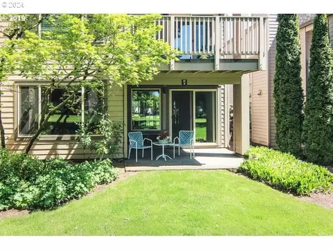 2506 SE Baypoint Dr, Vancouver, WA 98683