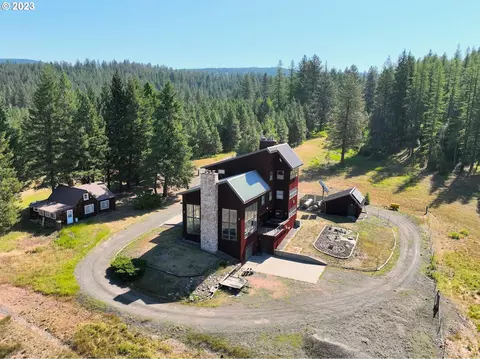 63691 Robbs Hill Rd, La Grande, OR 97850