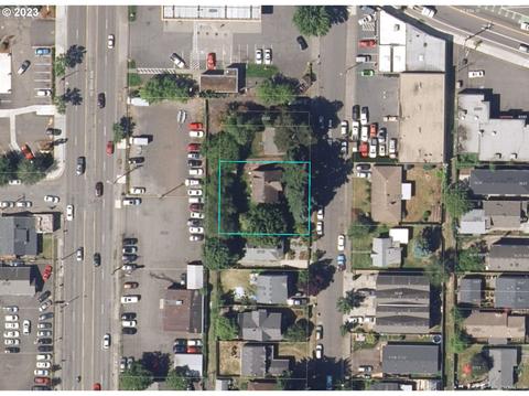 5631 SE 83rd Ave, Portland, OR 97266
