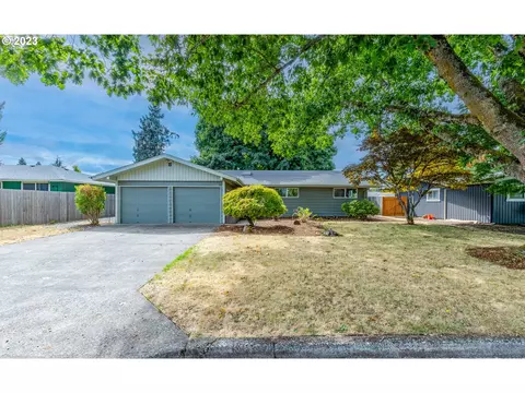 1328 Roundup Dr, Eugene, OR 97401