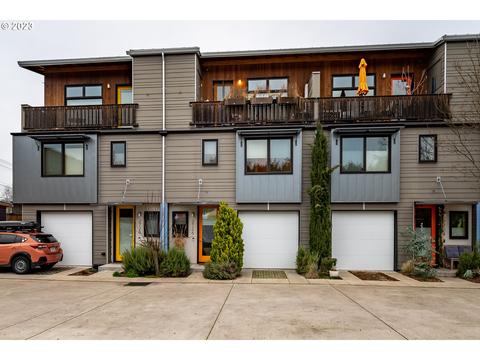 2726 Friendly St, Eugene, OR 97405 photo 1