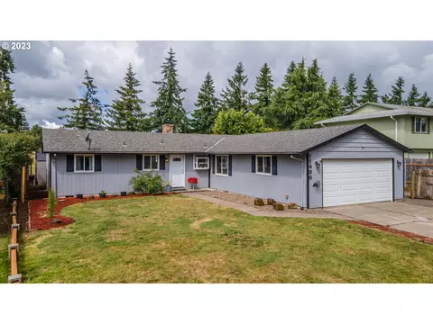 11496 S Finnegans Way, Oregon City, OR 97045