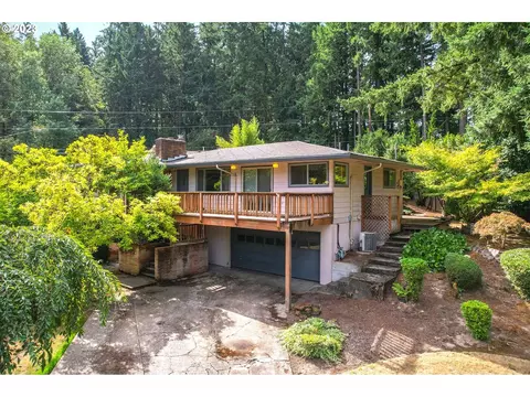 14220 SW Hargis Rd, Beaverton, OR 97008