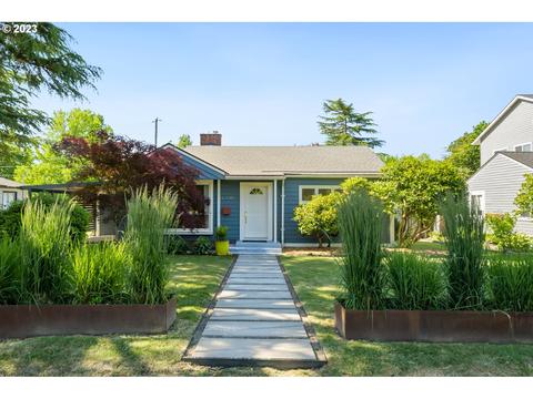12200 SW Greenwood St, Beaverton, OR 97005