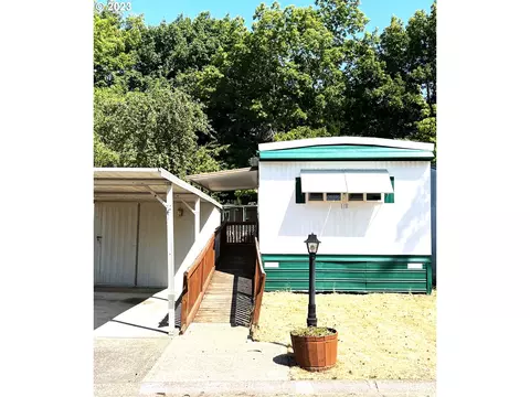 4900 Royal Ave #65, Eugene, OR 97402
