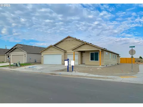 2284 NE 6th St, Hermiston, OR 97838