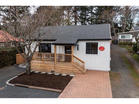 138 W Taft St, Cannon Beach, OR 97110