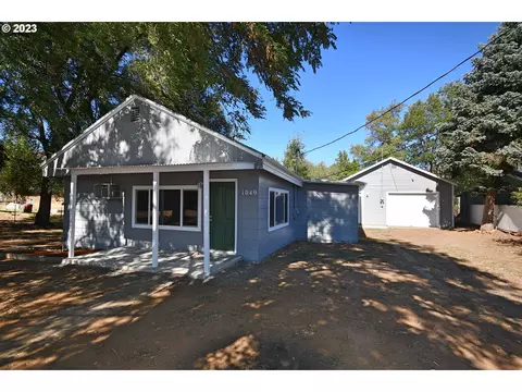 1049 Seven Mile Hill Rd, The Dalles, OR 97058