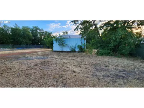 5025 SE 122nd Ave, Portland, OR 97236