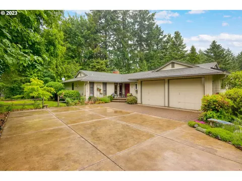 17373 SW Kemmer Rd, Beaverton, OR 97007