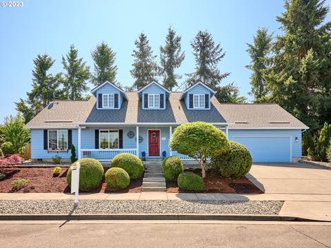 916 Travis Dr, Silverton, OR 97381