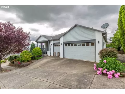 15650 SE Bybee Dr, Portland, OR 97236