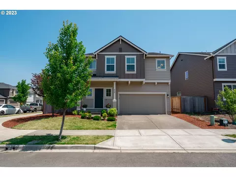 990 N Gibert Ct, Ridgefield, WA 98642