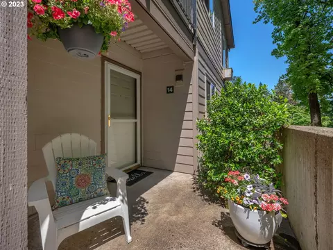 20030 Marigold Ct #14, West Linn, OR 97068