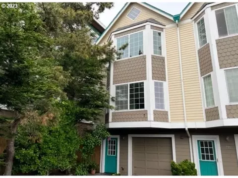 771 S Edgewood St #771, Seaside, OR 97138