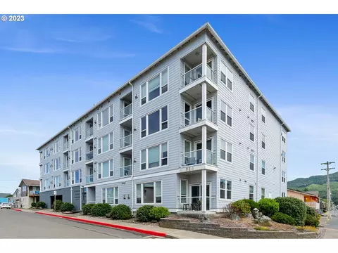 300 N Pacific St #45, Rockaway Beach, OR 97136