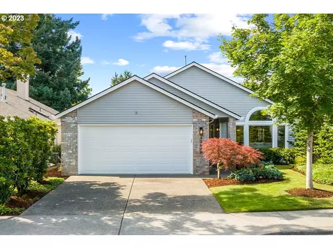 12670 SW Dickson St, Tigard, OR 97224
