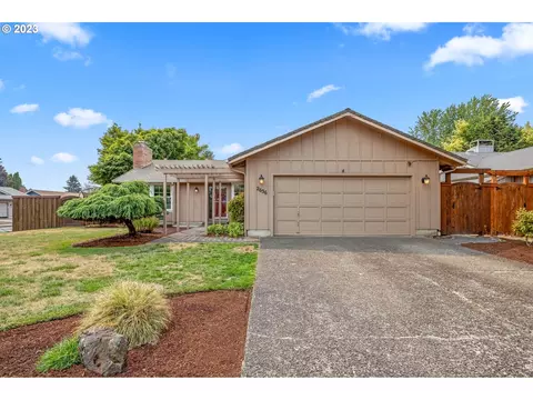 2636 Chad Dr, Eugene, OR 97408