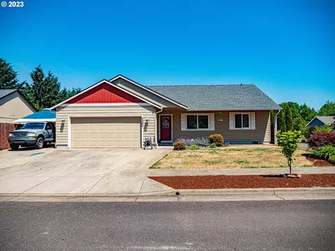 2680 Jefferson St, Sweet Home, OR 97386