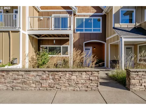 413 Belmont St NE, Salem, OR 97301