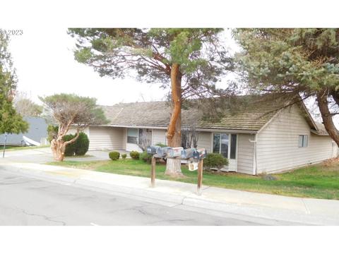 365 E Carter Dr, Hermiston, OR 97838 photo 1