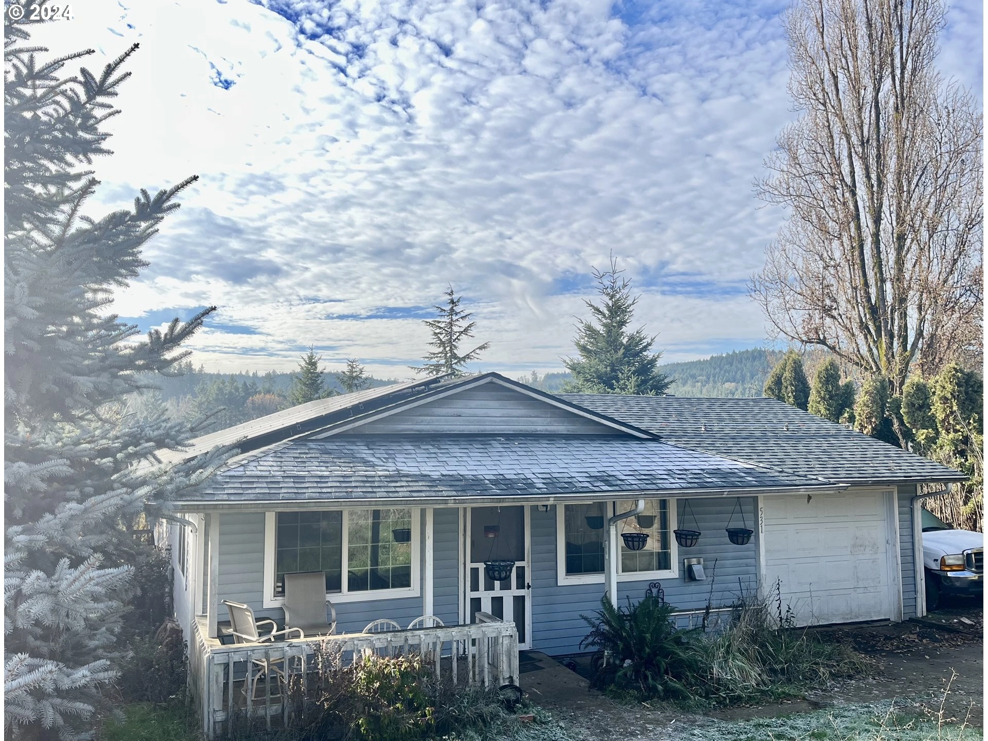 531 NW Willamina Dr  