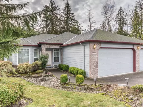 4998 SE Woodland Dr, Gresham, OR 97080