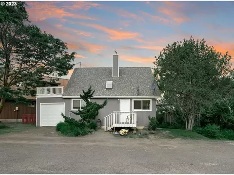 3027 NW Keel Ave, Lincoln City, OR 97367