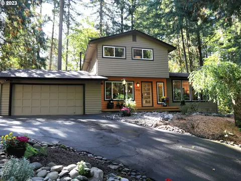 9732 SW 18th Pl, Portland, OR 97219