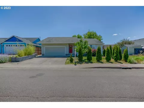 4623 Live Oak St, Sweet Home, OR 97386