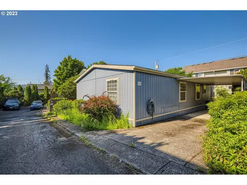 4239 SE 122nd Ave #14, Portland, OR 97236