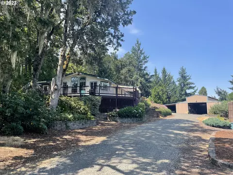 35895 Bain Ln, Creswell, OR 97426