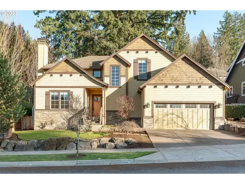 6042 SW 67th Pl, Portland, OR 97223