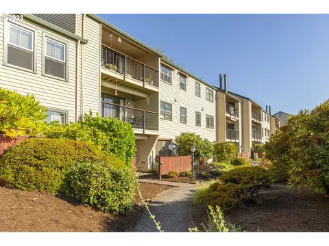 12635 SW Prince Edward Ct #A, King City, OR 97224