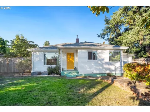 11535 E Burnside St, Portland, OR 97216