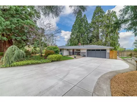 4121 Castelloe Ave, Eugene, OR 97405