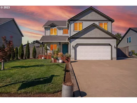 1029 Western Ct, Stayton, OR 97383