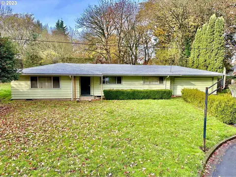 2748 Cassinia Ct, Eugene, OR 97404