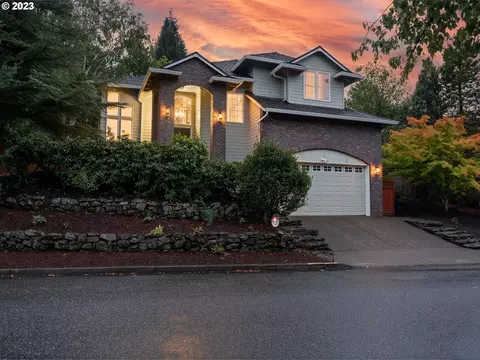 10022 NW Engleman St, Portland, OR 97229